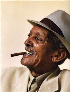 COMPAY SEGUNDO